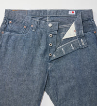 Cargar imagen en el visor de la galería, REGULAR STRAIGHT CHAMBRAY