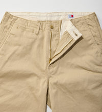 Load image into Gallery viewer, CHINO TROUSERS Beige
