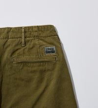 画像をギャラリービューアに読み込む, CHINO TROUSERS Khaki sulfur dyed