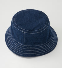 Load image into Gallery viewer, EDWIN×reyn spooner reversible hat navy