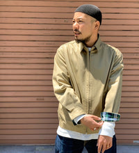 Carica l'immagine nel visualizzatore di Gallery, Zip up jkt beige