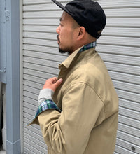 Carica l'immagine nel visualizzatore di Gallery, Zip up jkt beige