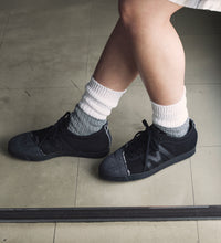 Load image into Gallery viewer, MIZUNO X EDWIN SCHOOL TRAINER BLACK