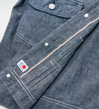 Cargar imagen en el visor de la galería, CHAMBRAY DENIM JACKET
