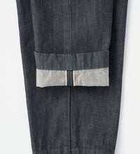 Charger l'image dans la galerie, 2TUCK TROUSERS GRAY DENIM

