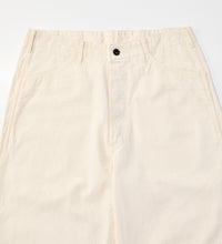 画像をギャラリービューアに読み込む, [Coming soon]MILITARY TROUSERS Ivory
