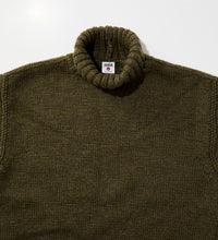 画像をギャラリービューアに読み込む, [Coming soon]TURTLE NECK KNIT Olive
