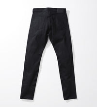 Load image into Gallery viewer, SLIM Tapered Black Unwashed [LENGTH 32 INCH]
