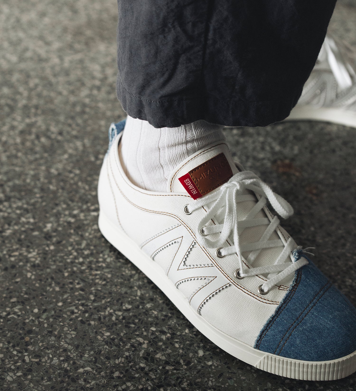 MIZUNO x EDWIN School Trainer White × Blue – EDWIN CONCEPT SHOP